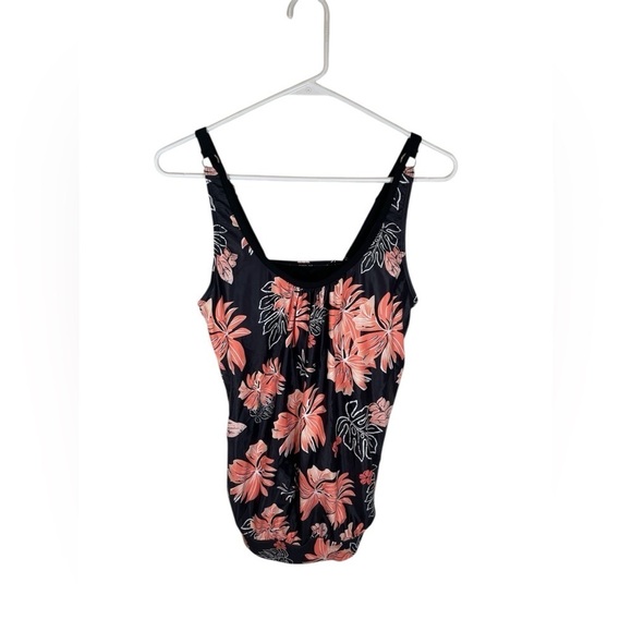 Yonique Other - Yonique Pink & Black Floral Tankini Medium